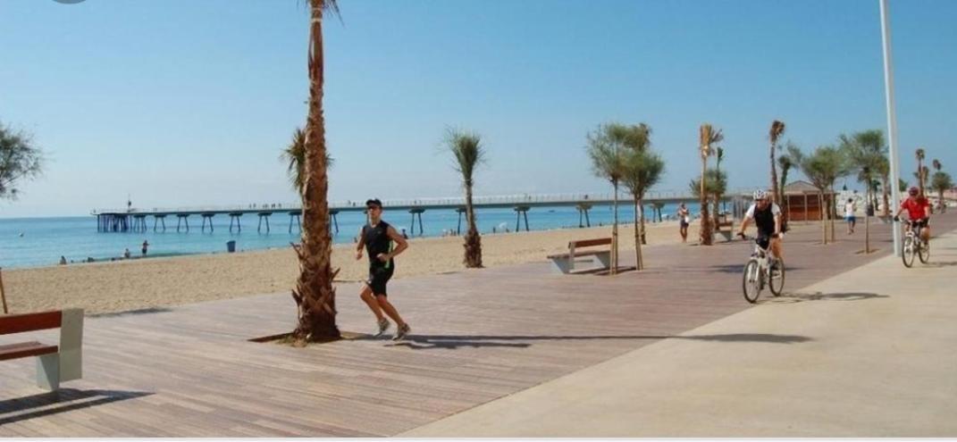 Habitacion A 15 Minutos De Barcelona Badalona Kültér fotó